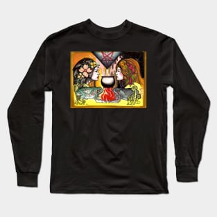 witching hour, witches with toads and pentagram Long Sleeve T-Shirt